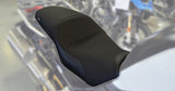 (19-23) 850 / 750GS *Standard Comfort*  (Black Carbon Fiber Sides / Black Semi-Grip Top) {Black Stitching} - Seat Concepts